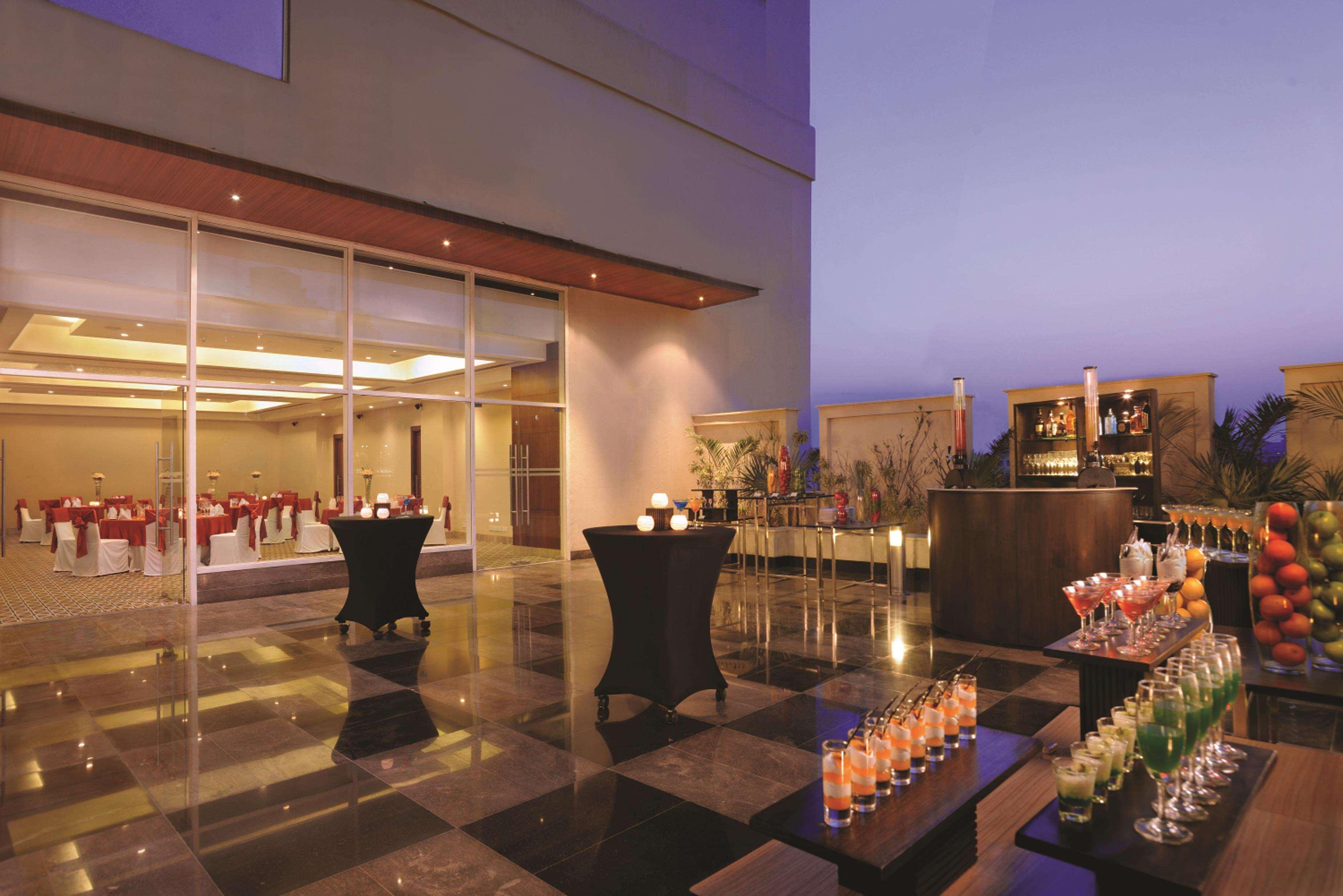 Doubletree By Hilton Gurgaon New Delhi Ncr Hotel Exterior foto
