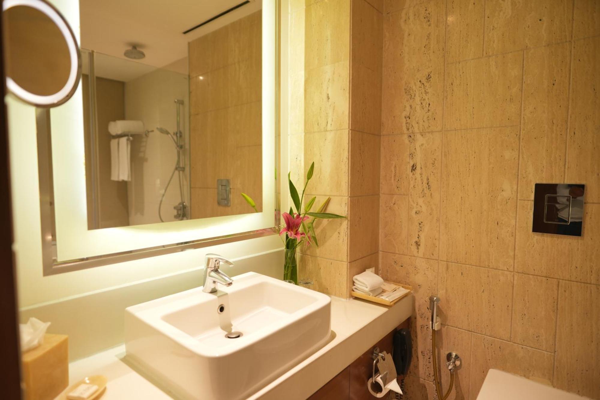 Doubletree By Hilton Gurgaon New Delhi Ncr Hotel Exterior foto