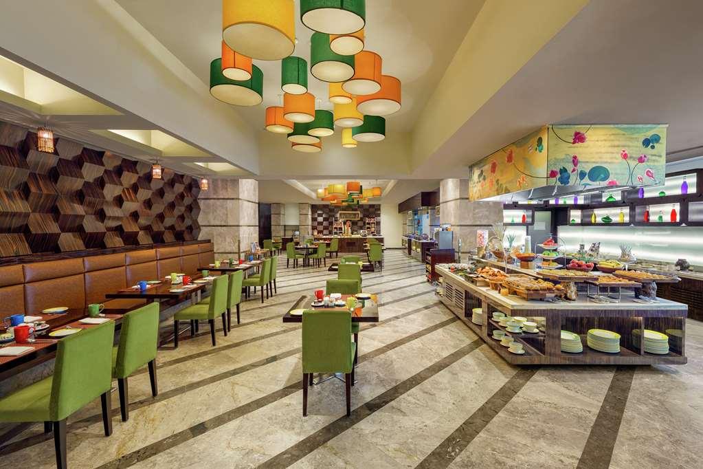 Doubletree By Hilton Gurgaon New Delhi Ncr Hotel Restaurant foto