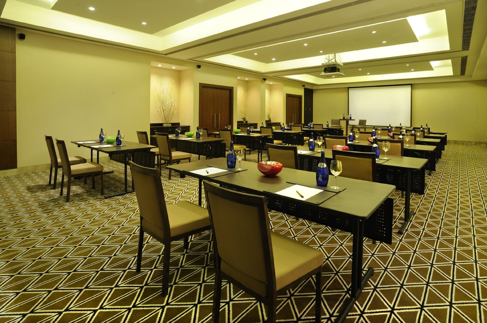 Doubletree By Hilton Gurgaon New Delhi Ncr Hotel Afaceri foto